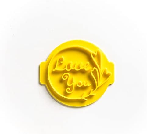 Love You Wreath Embosser No 25 for Baking
