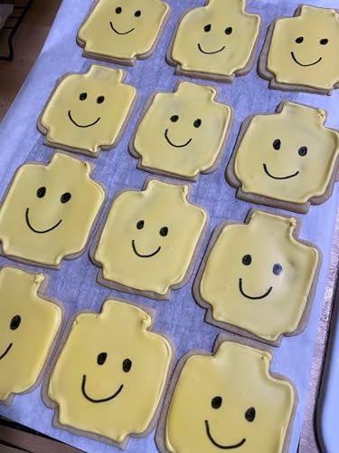 Mighty Gadget MG Detailed Toy Block Head Cookie Cutter 3-12 Inches