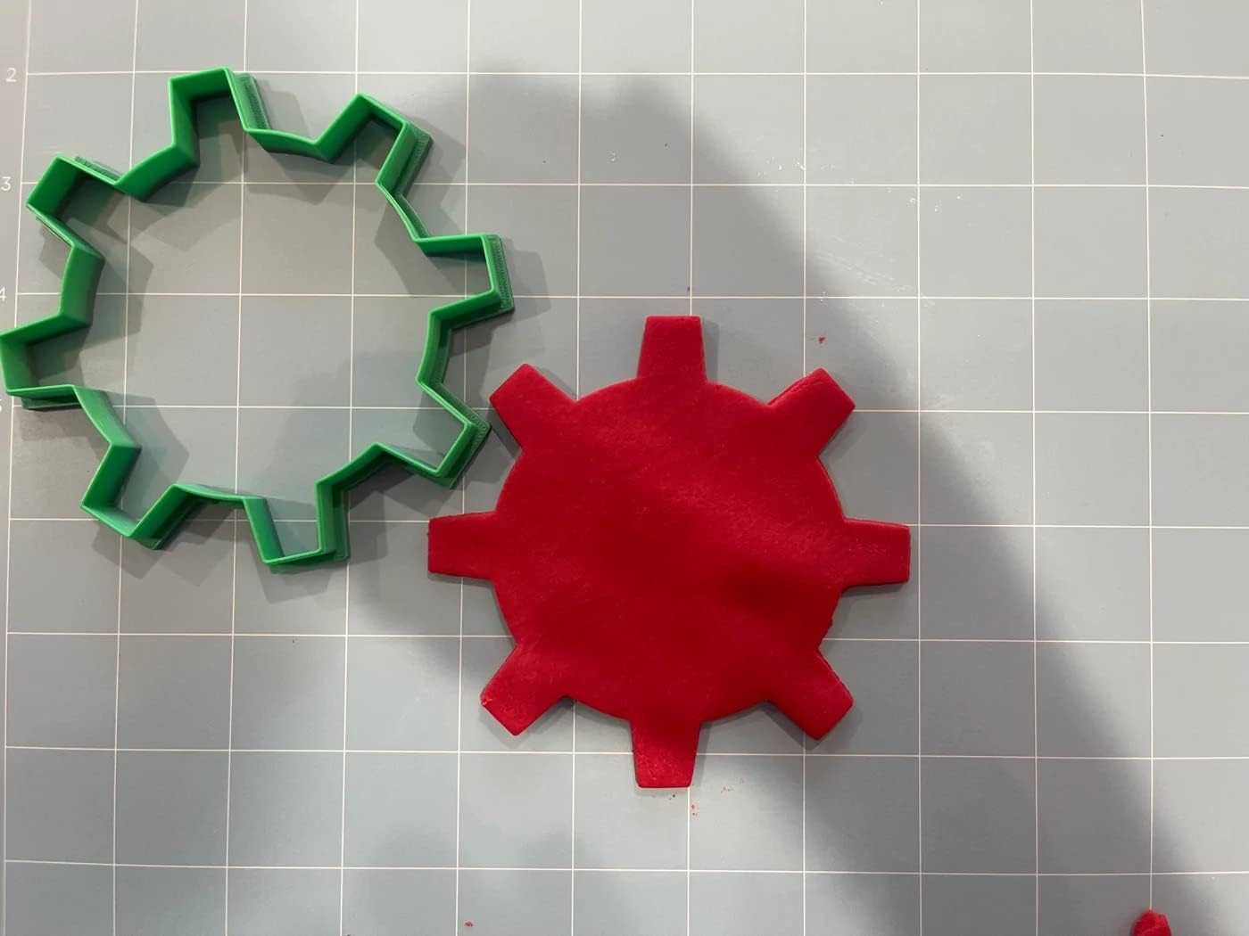 Arbi Design 4 Inch Gear Cookie Cutter 1