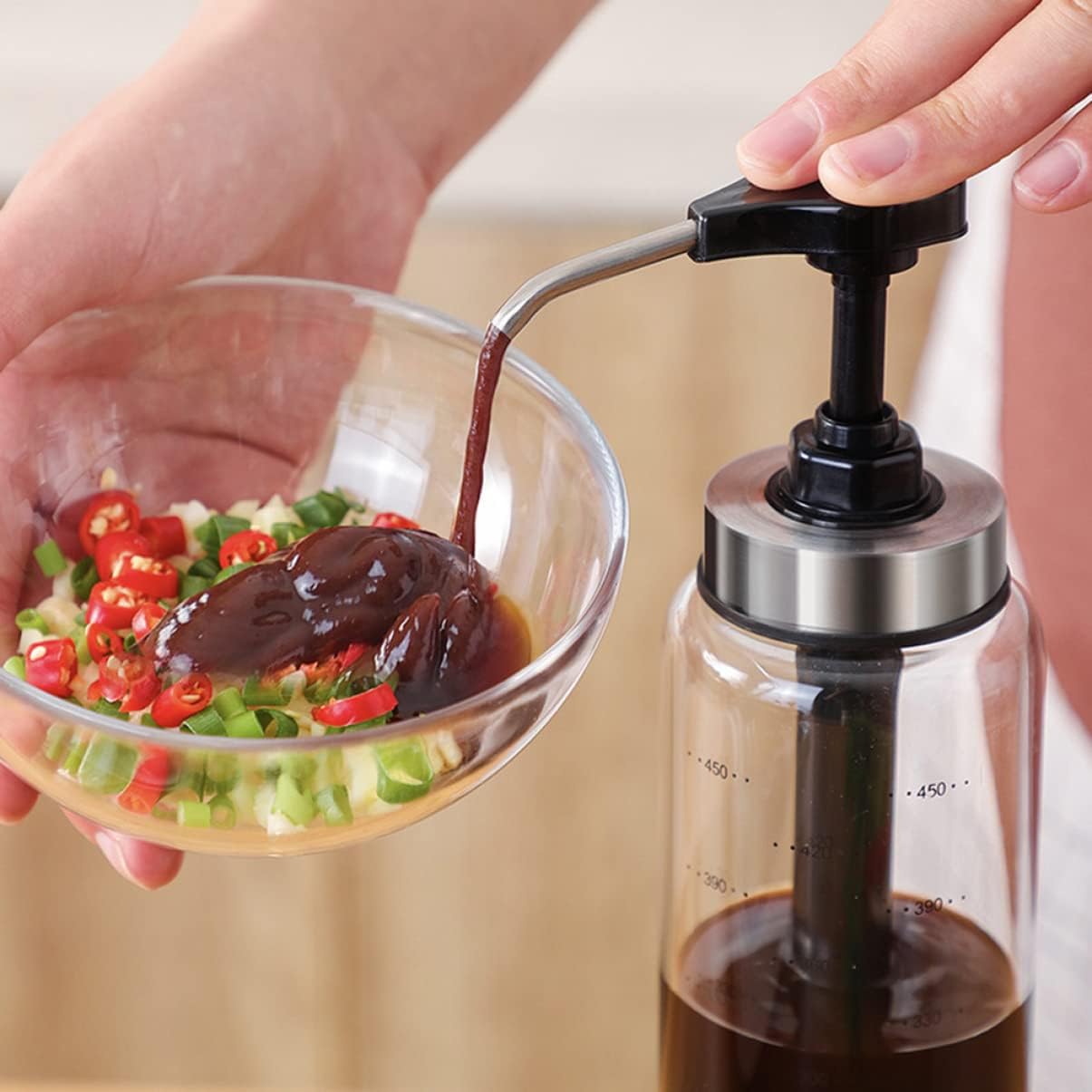 500ml Squeeze Sauce Bottle with Spring Lid for Ketchup Salad Dressing