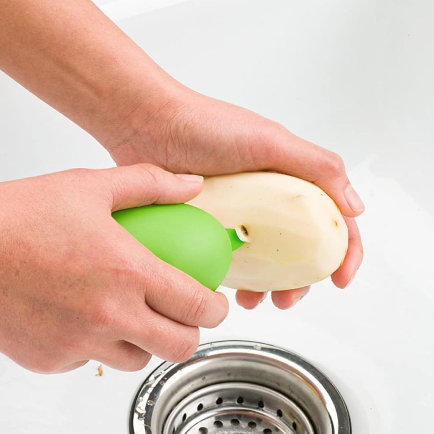 2pcs Vegetable Brush with Non-Slip Grip and Dots Remover