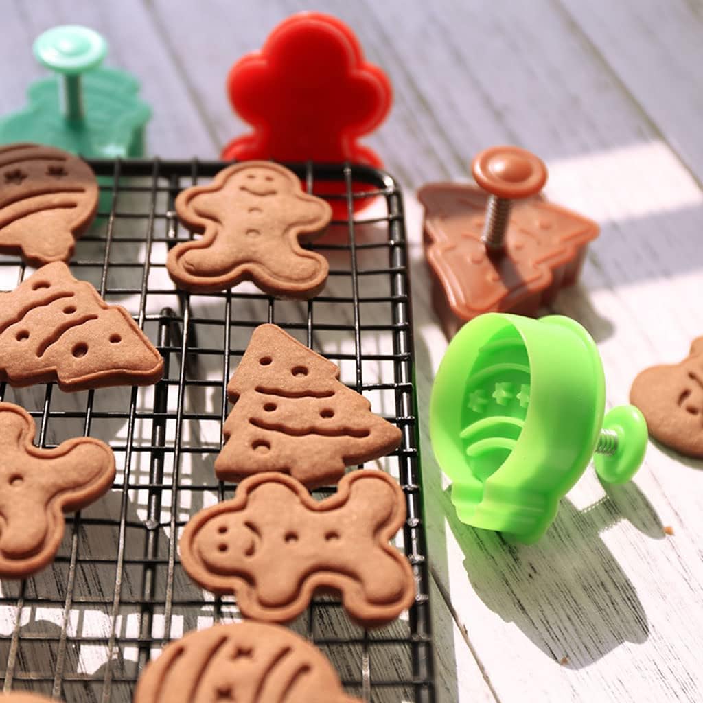 PURPLELILY 16-Piece Snowman Animal Silicone Cake Molds