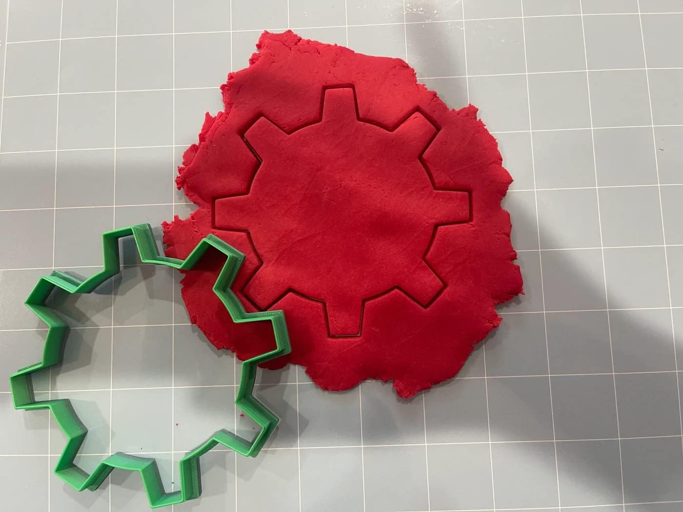 Arbi Design 4 Inch Gear Cookie Cutter 1