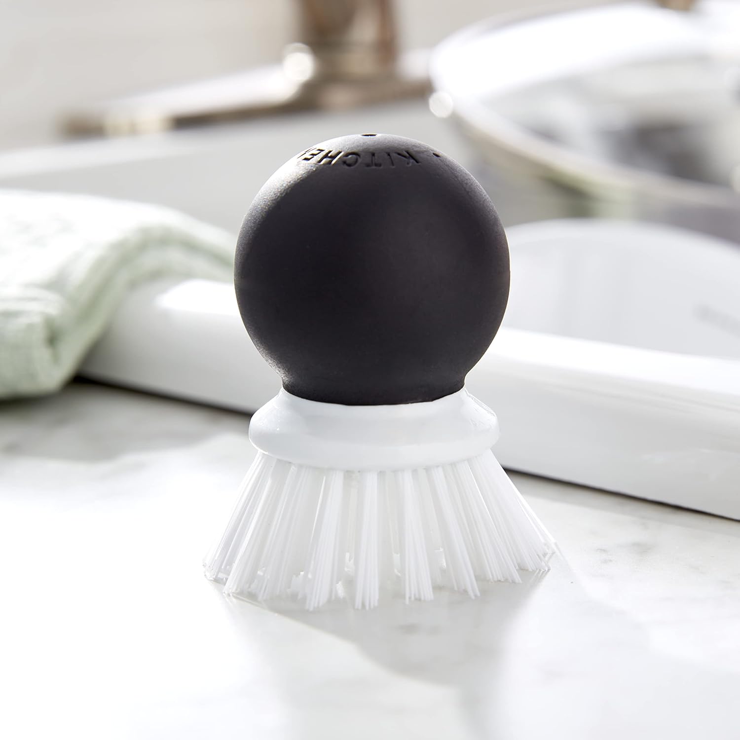 KitchenAid Soft Grip Vegetable Brush 205 Inch Black