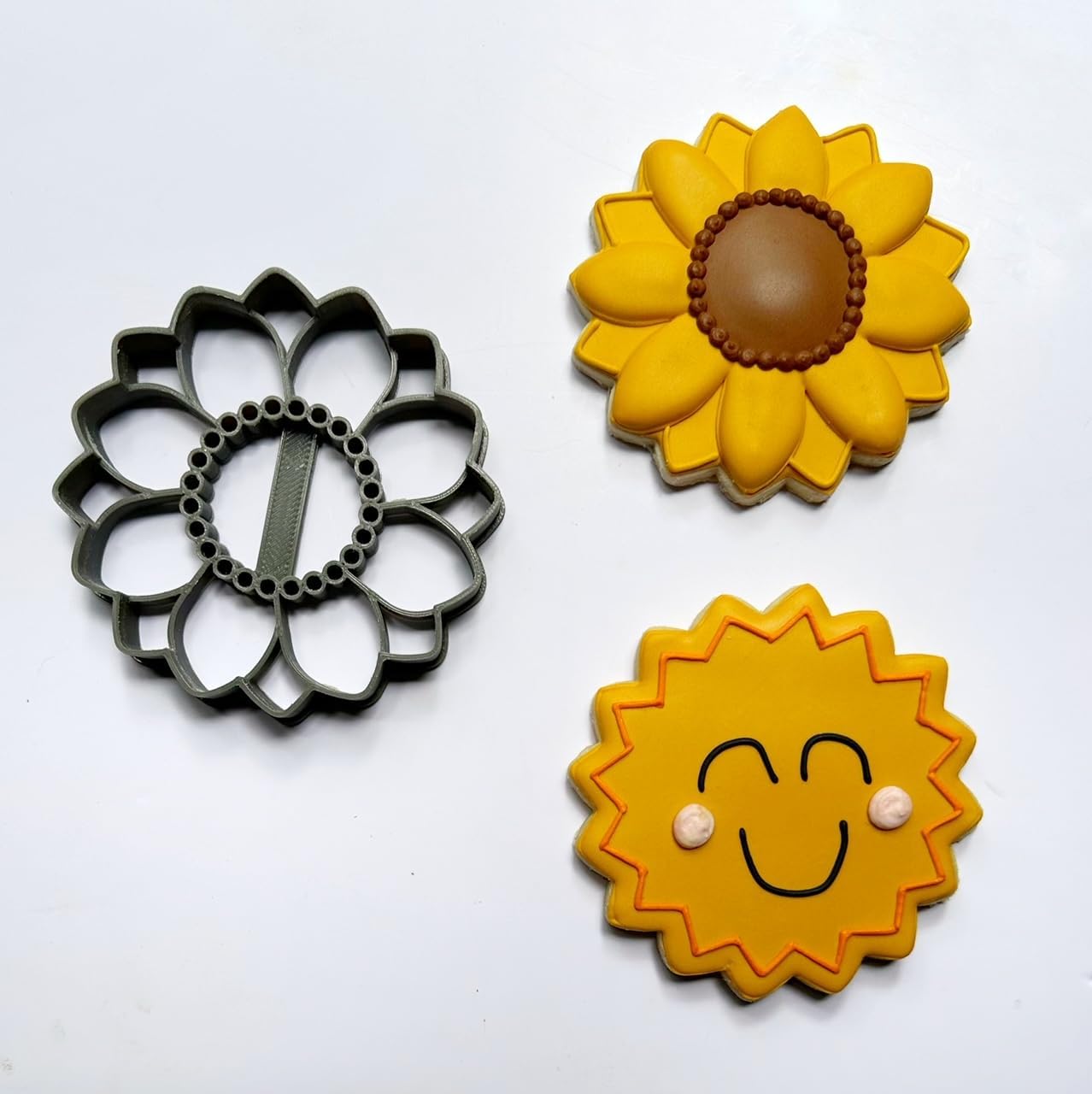 Hearts Treasure Sunflower Cookie Cutters 3 Pack 1