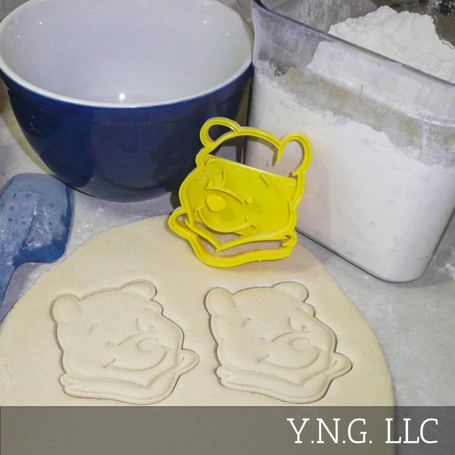 WINNIE THE POOH BAKING TOOL COOKIE CUTTER USA