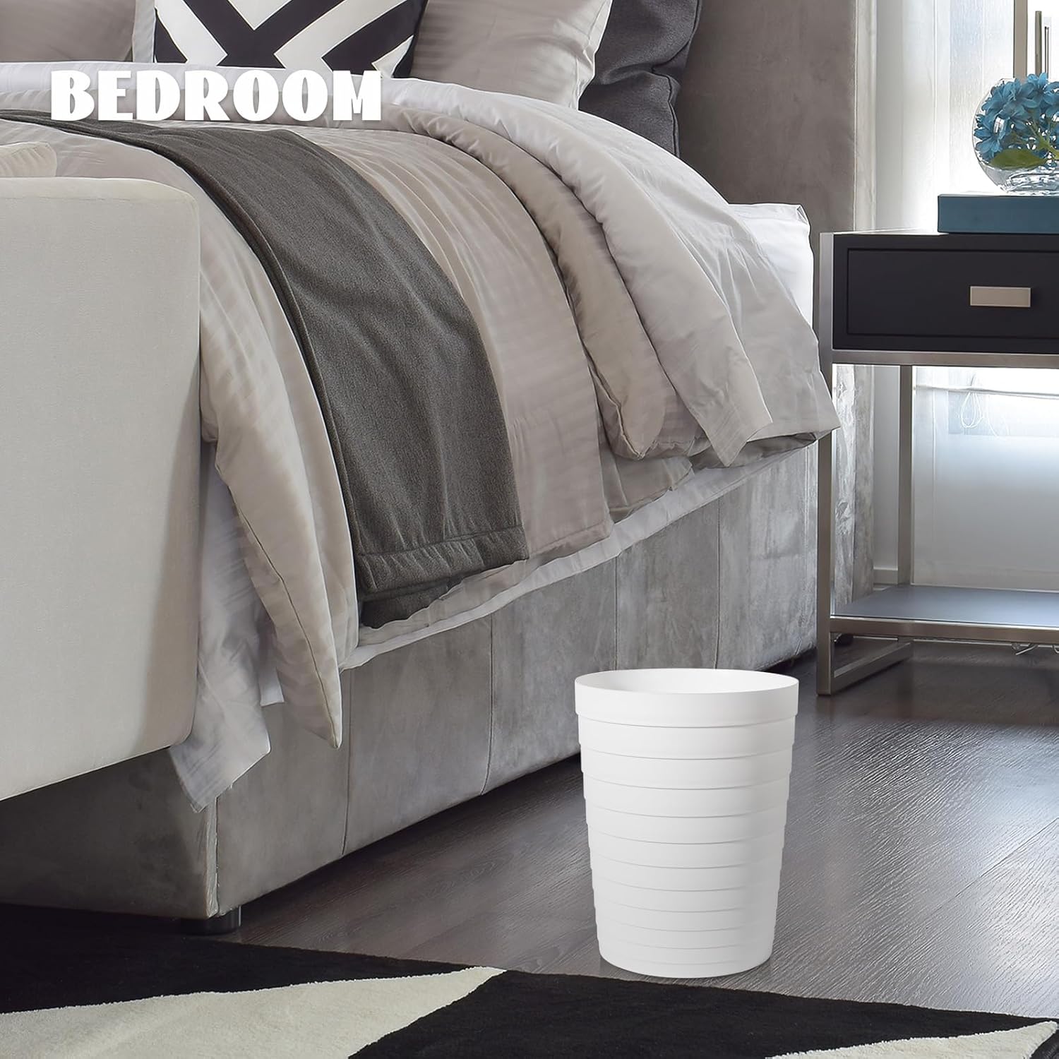 UUJOLY Small Trash Can 18 Gallon White 1