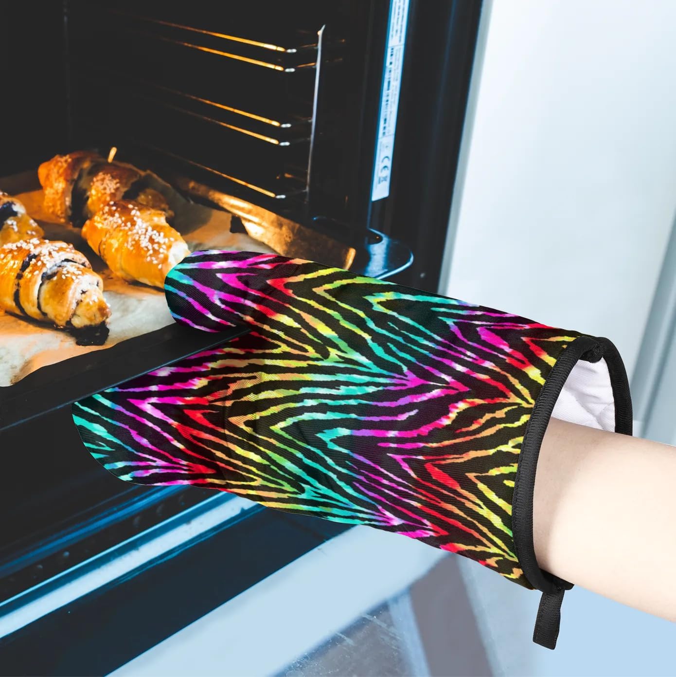 Eativisa Colored Zebra Stripes Oven Mitt Set