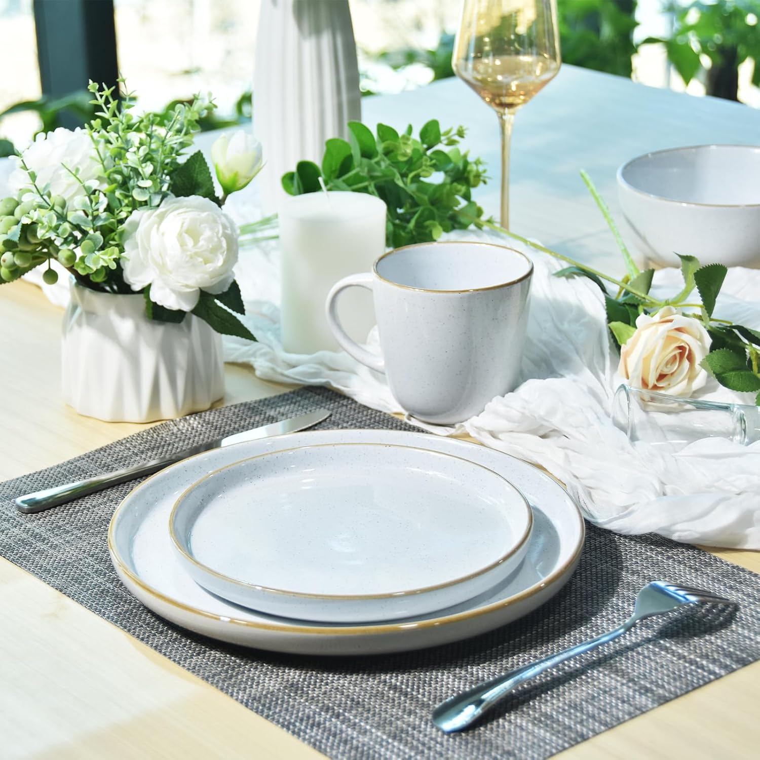 BOLIWANAY 16-Piece Ceramic Dinnerware Set for 4 1