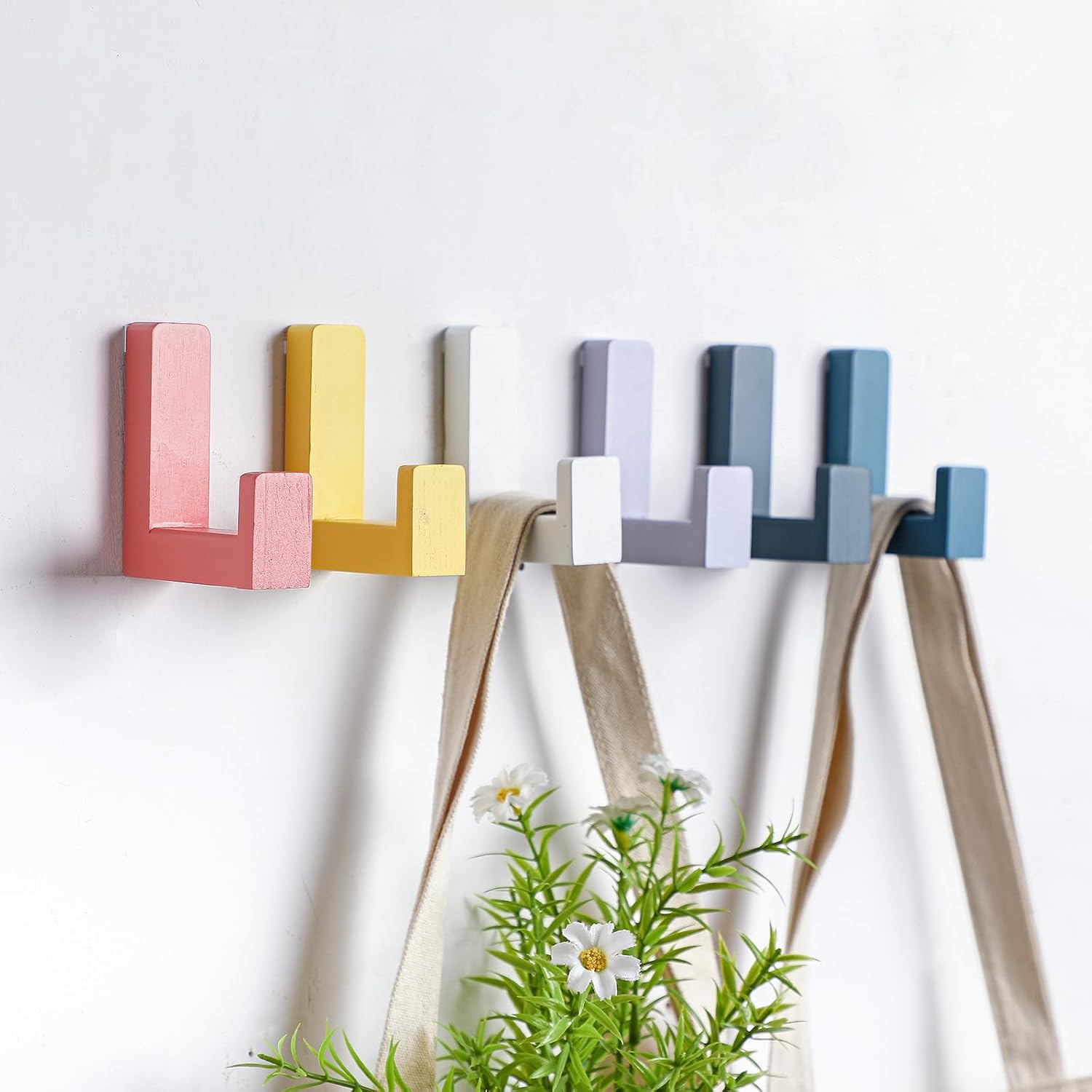 Teenyyou 6 Pack Nordic Style Wooden Wall Hooks