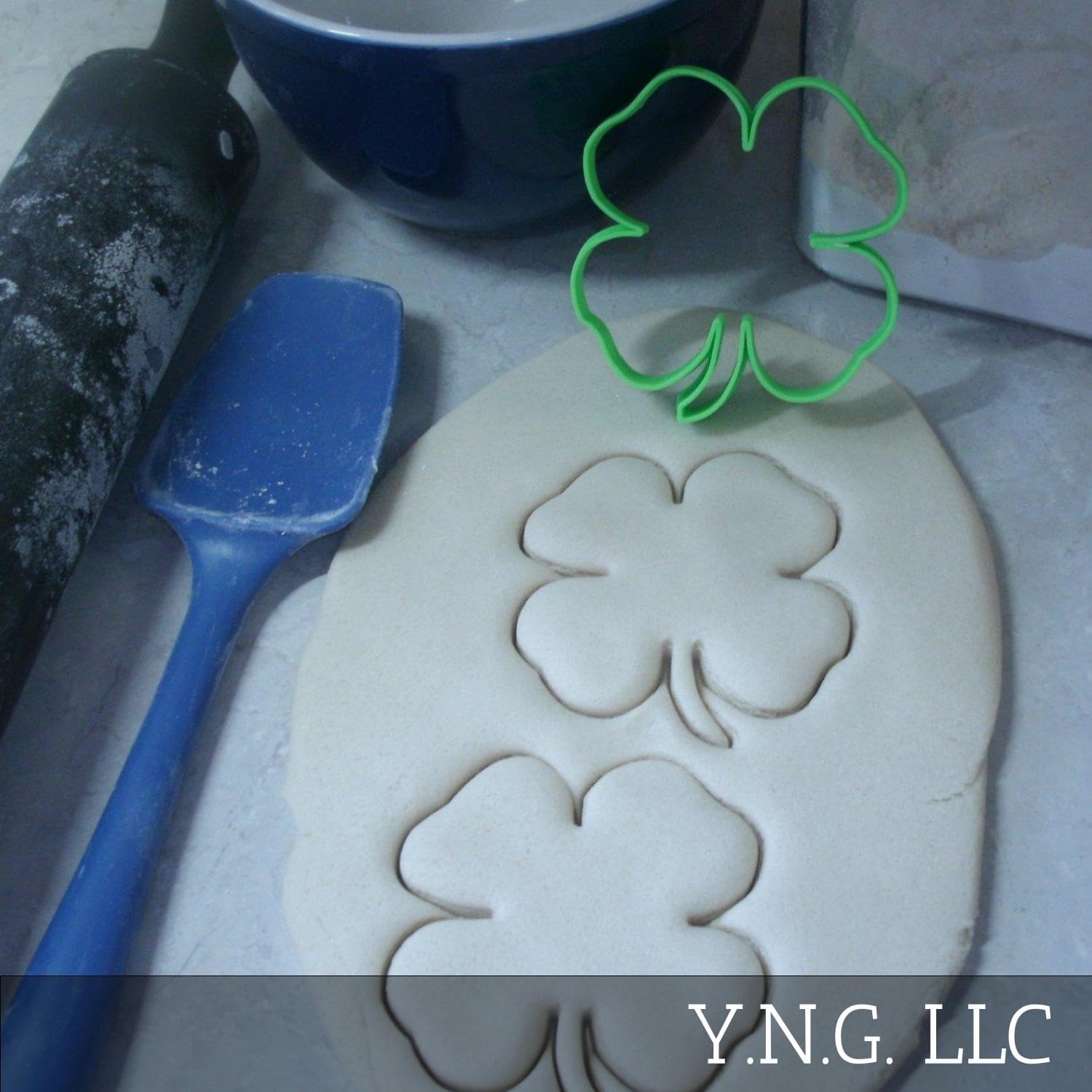YNGLLC 4-Leaf Clover Cookie Cutter Made in USA 1