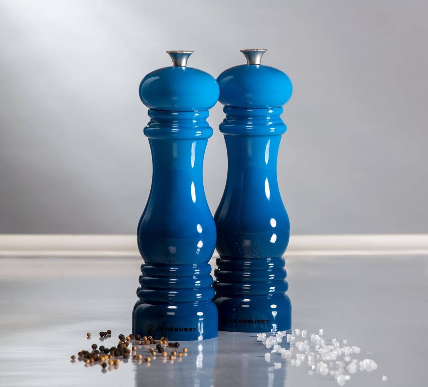 Le Creuset Salt and Pepper Mill Set 8-Inch Flame