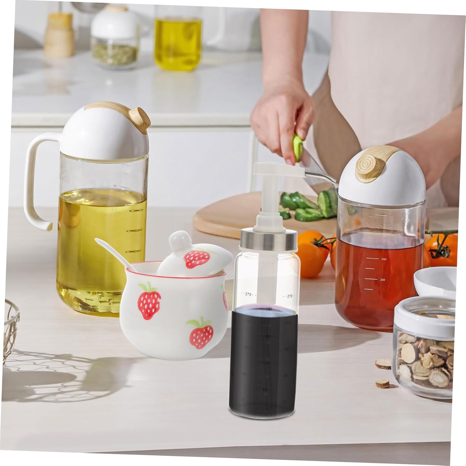 Luxshiny 300ml Squeeze Sauce Bottle for Home Kitchen