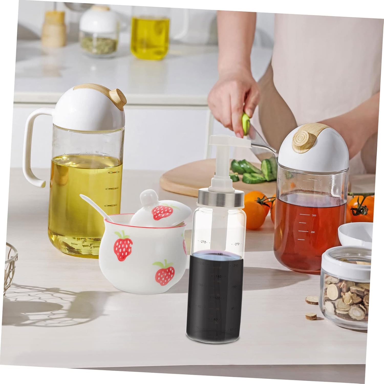KICHOUSE 300ml Glass Condiment Squeeze Bottle