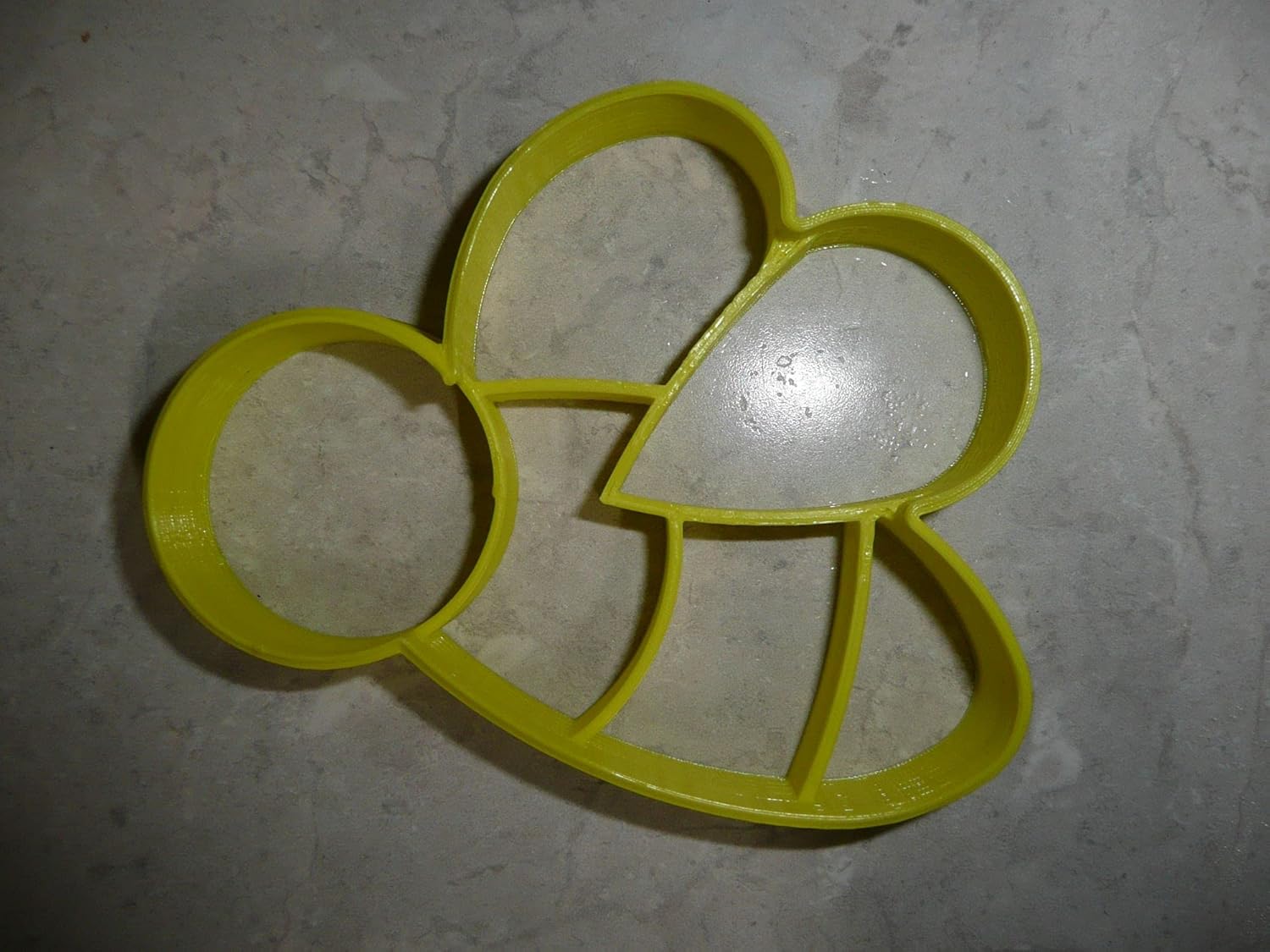 BUMBLEBEE BUMBLE HONEY BEE COOKIE CUTTER USA MADE