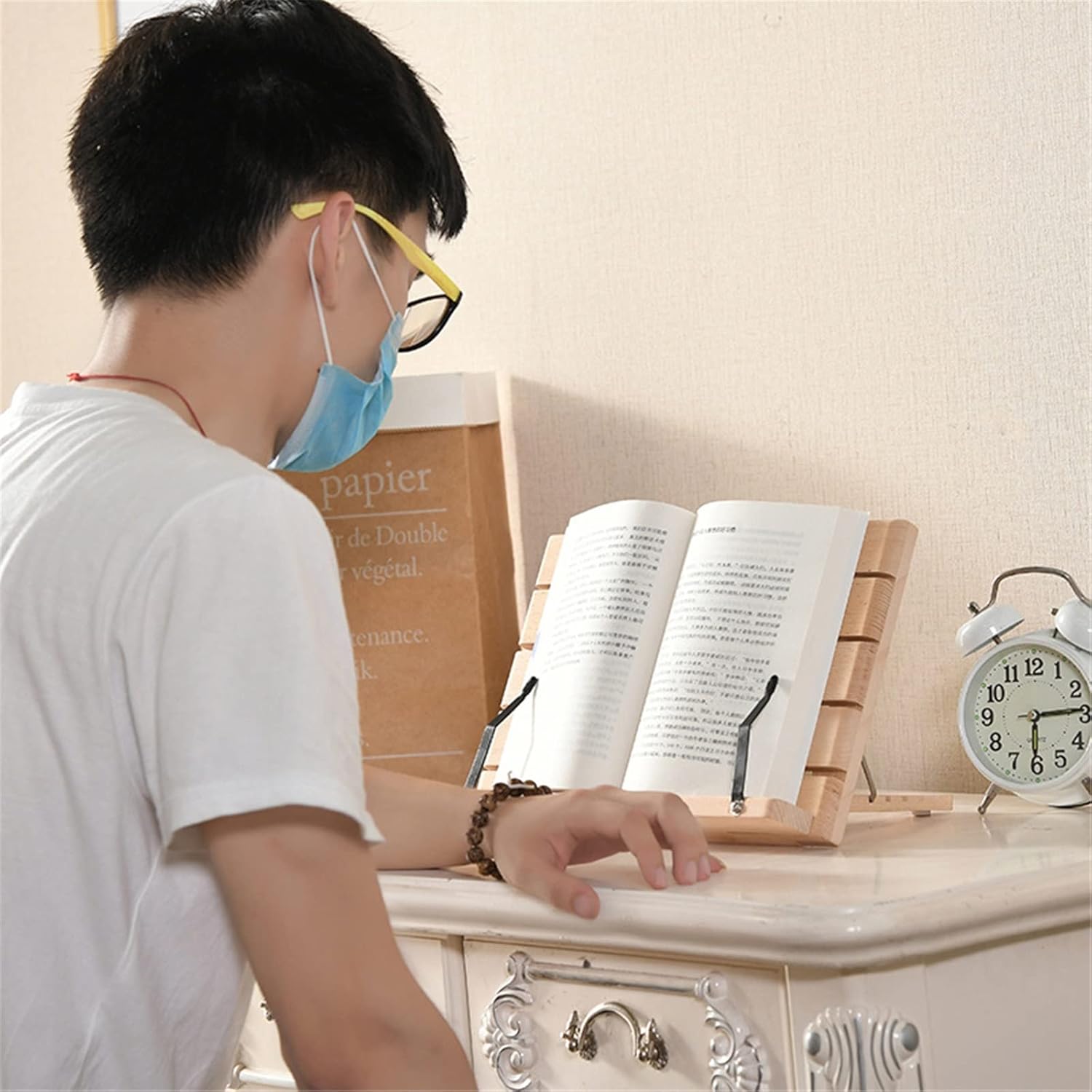 Adjustable Foldable Cookbook Stand with Page Clips