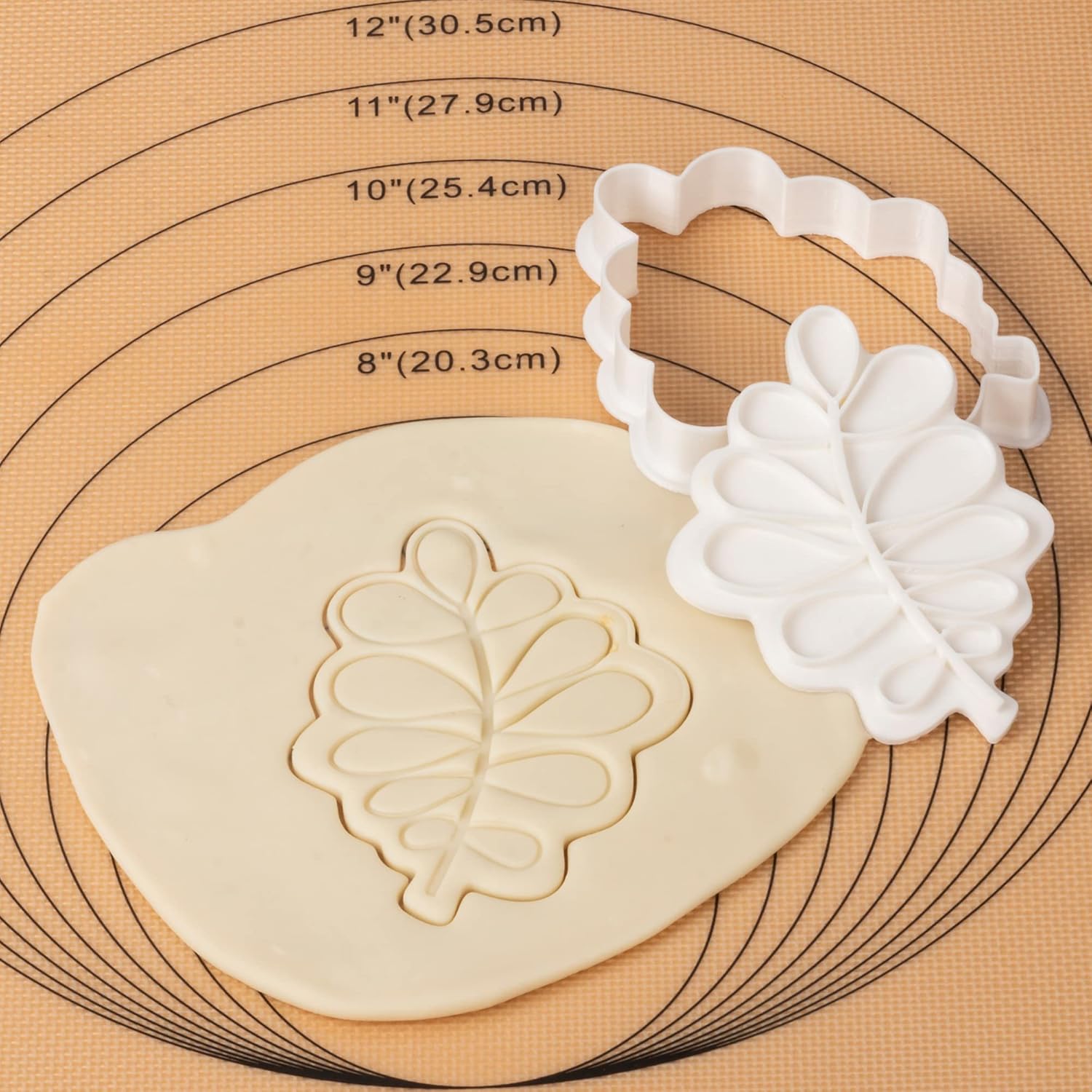Flycalf Wedding Cookie Cutters with Oak Leaf and Plunger Stamps
