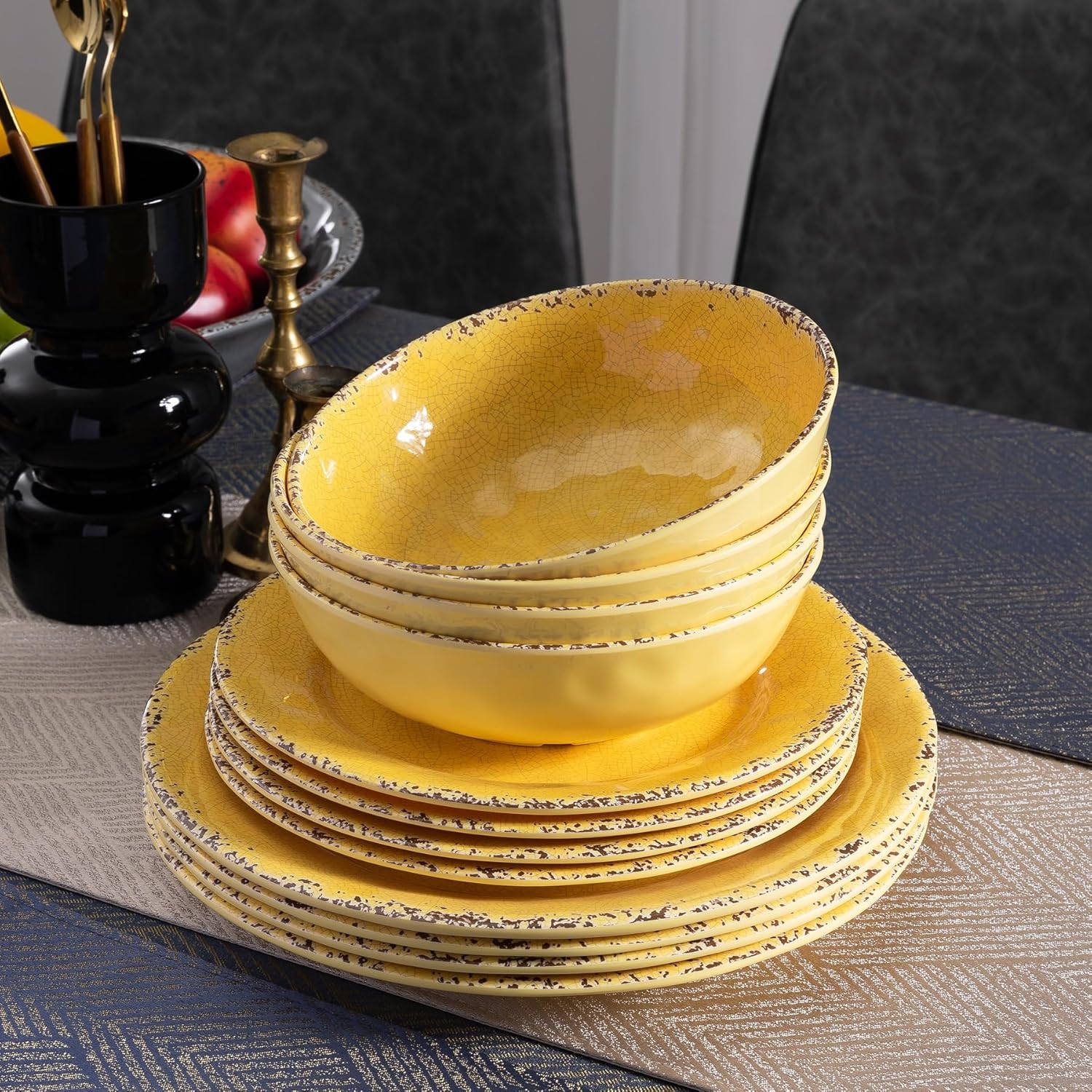 ZAROCRUS 12-Piece Rustic Melamine Dinnerware Set - Yellow