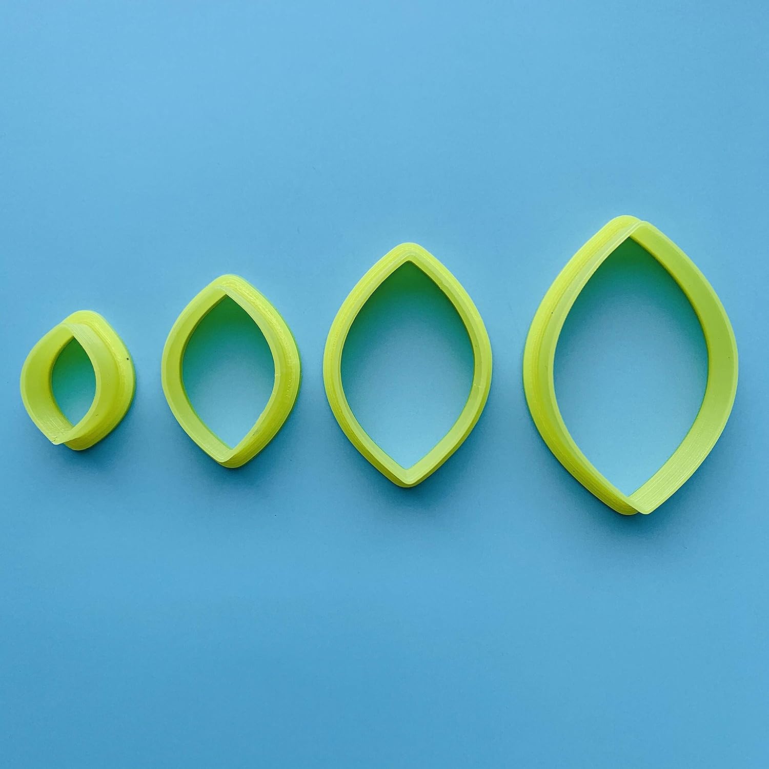CHENRUI Set of 4 Cat Eye Shape Polymer Clay Cutters 1