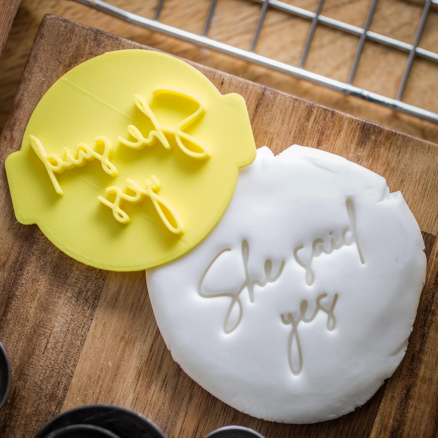She Said Yes Embosser for Cupcakes and Fondant 1